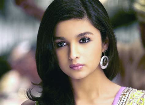 alia bhatt biography in hindi|alia bhatt ethnicity.